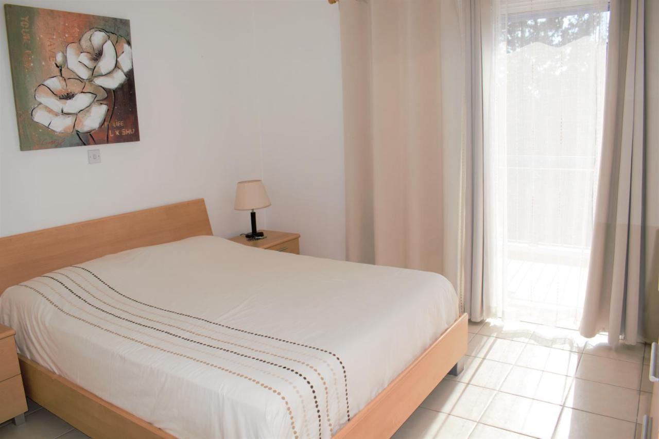 Townhouse In Paradise Gardens Пафос Экстерьер фото