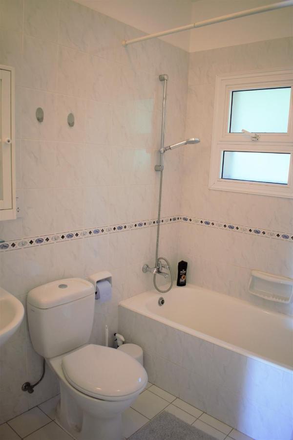 Townhouse In Paradise Gardens Пафос Экстерьер фото